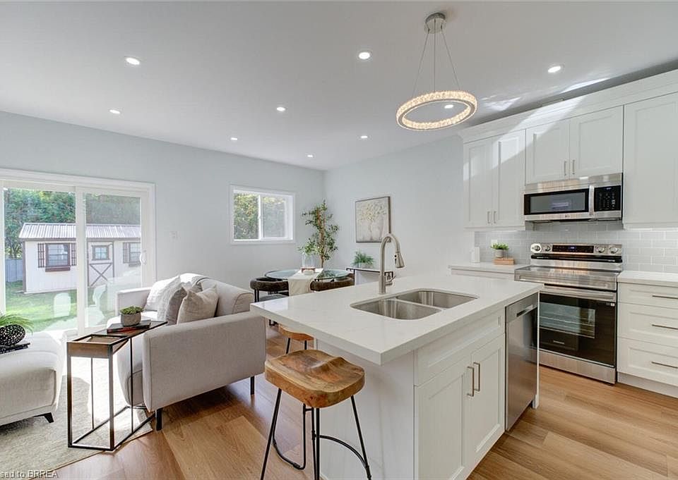 1st image of 29 Wade Ave