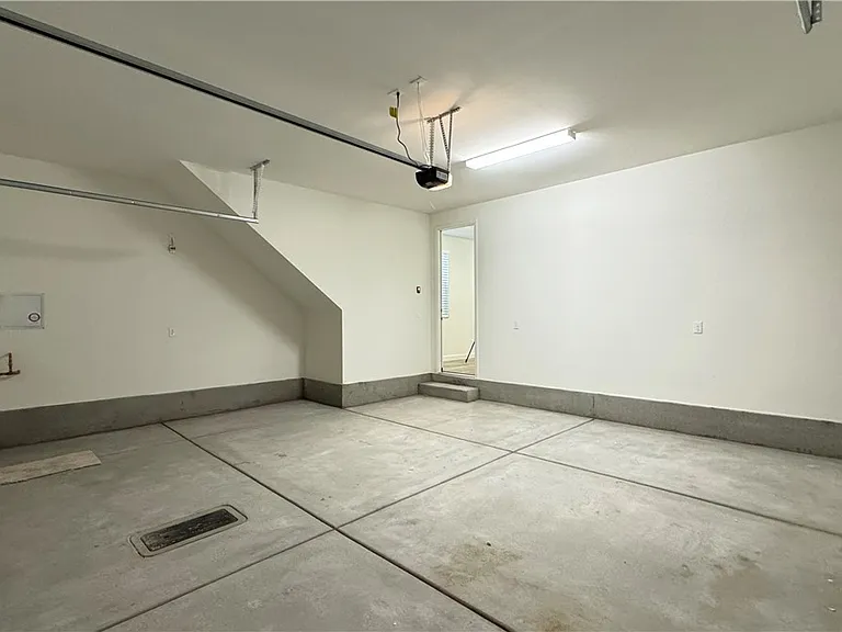 1429 Whistling Kite St — Photo 27