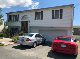 33 Woodman St, Fall River, MA 02724