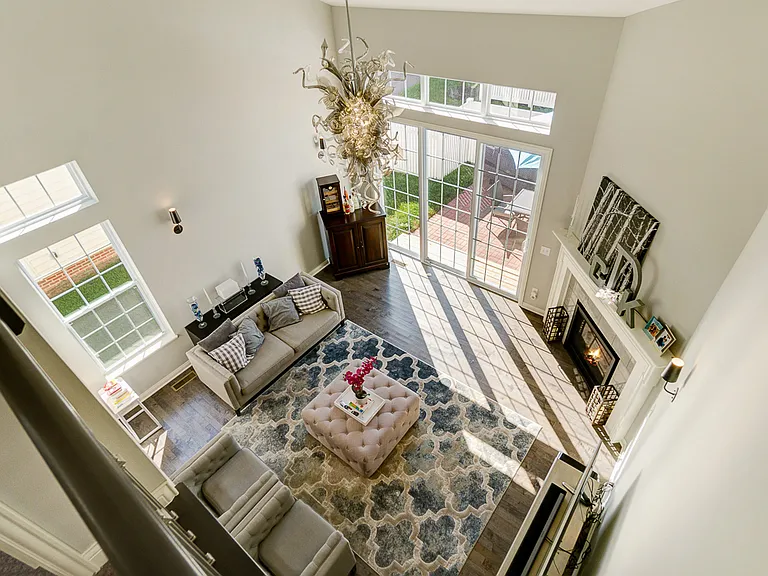 8045 Butterworth Green Dr — Photo 12
