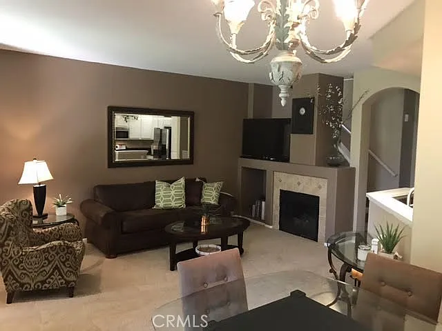 1039 S Positano Ave — Photo 4