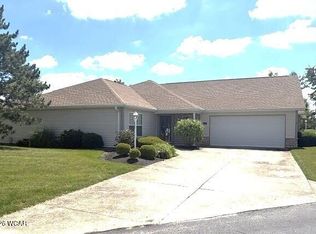 1528 Madison Pl, Wapakoneta, OH 45895