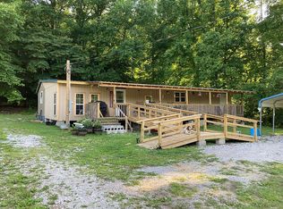676 Bald Knob Rd, Petros, TN 37840