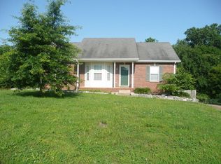 288 Longview Ct, Clarksville, TN 37043