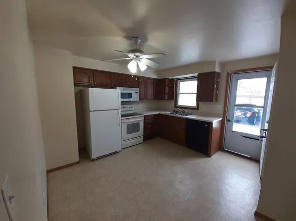 1118 Melrose Ct, Neenah, WI 54956