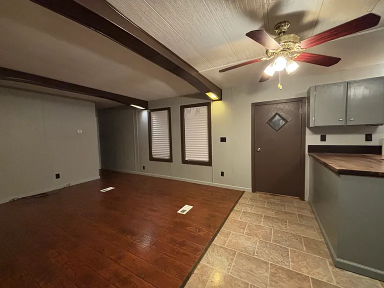 117 Linda Lee Ct — Photo 2