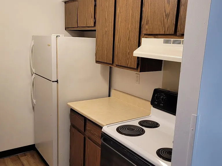 305-315 S Eyder Ave #13 — Photo 4