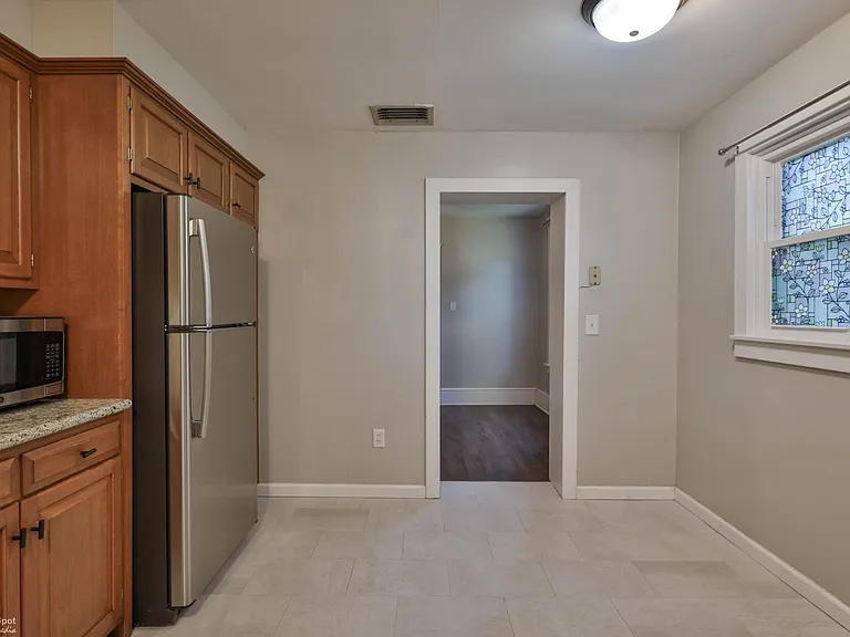 38 S Main St — Photo 11