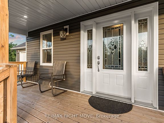 4th image of 9 Hummingbird Ln
