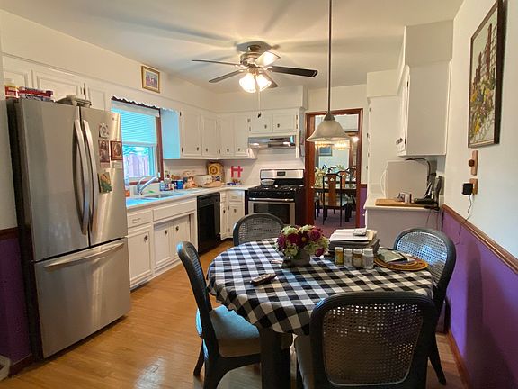 4th image of 6201 W 127th St