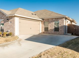 1026 Newcastle Dr, Weatherford, TX 76086