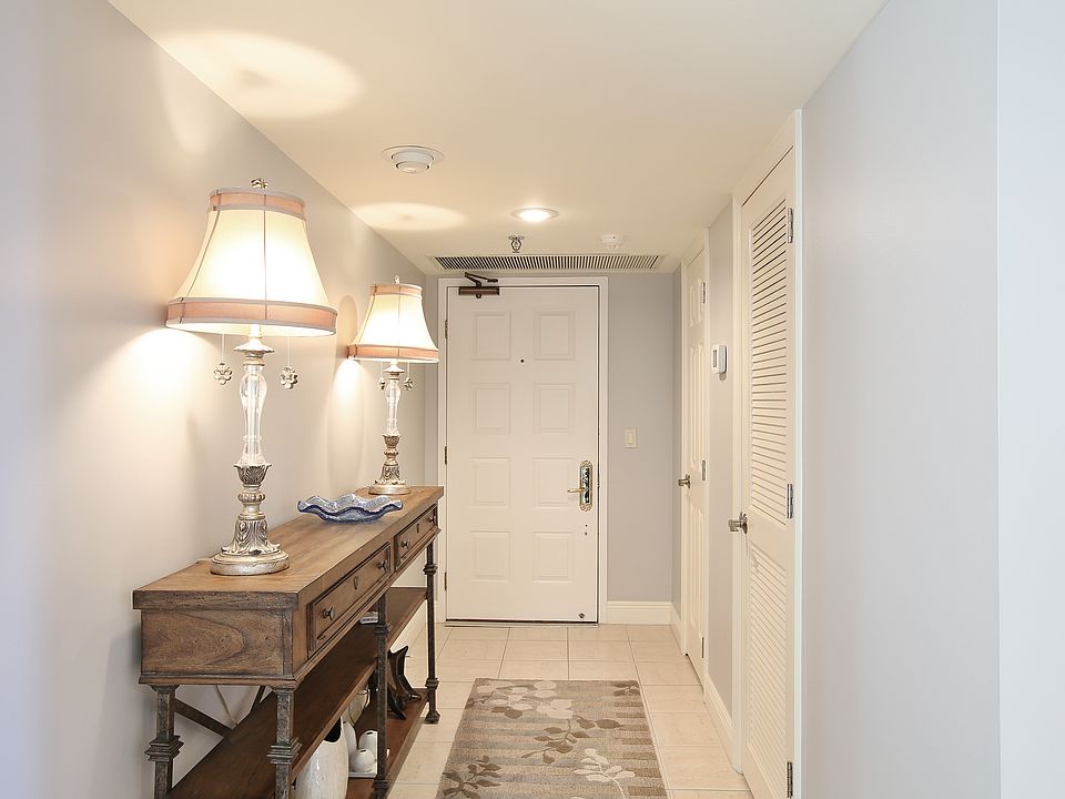 1st image of 10691 Gulf Shore Dr APT 300