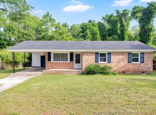 2627 Dumbarton Rd, Fayetteville, NC 28306