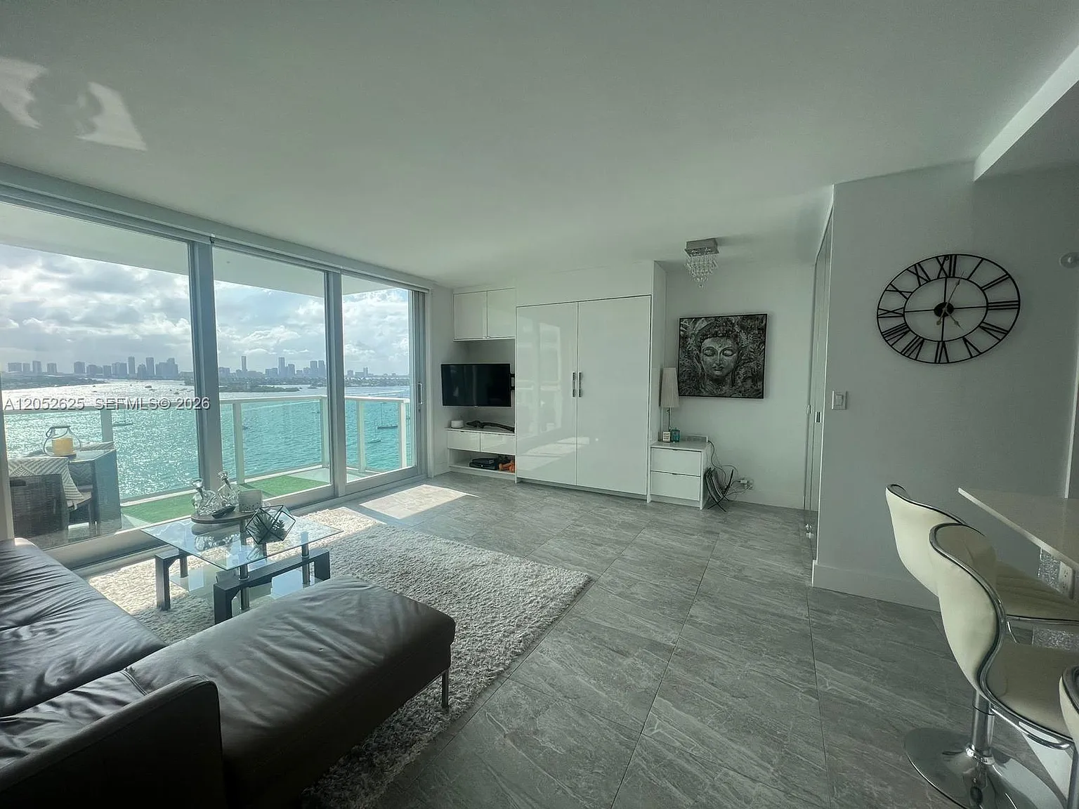 Mirador 1000 Condo — Photo 3