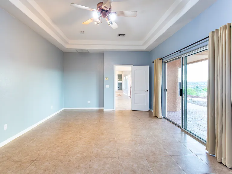 414 Bury Ct — Photo 9