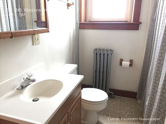 4th image of 2136 Washington Ave APT 2