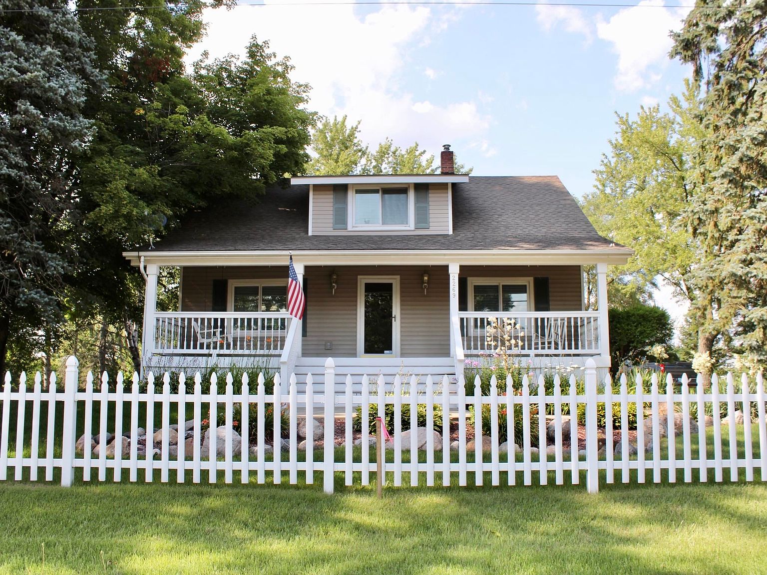 2269 E Grand Blanc Rd, Grand Blanc, MI 48439 Zillow