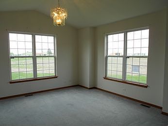 2nd image of 1748 Fieldstone Dr N