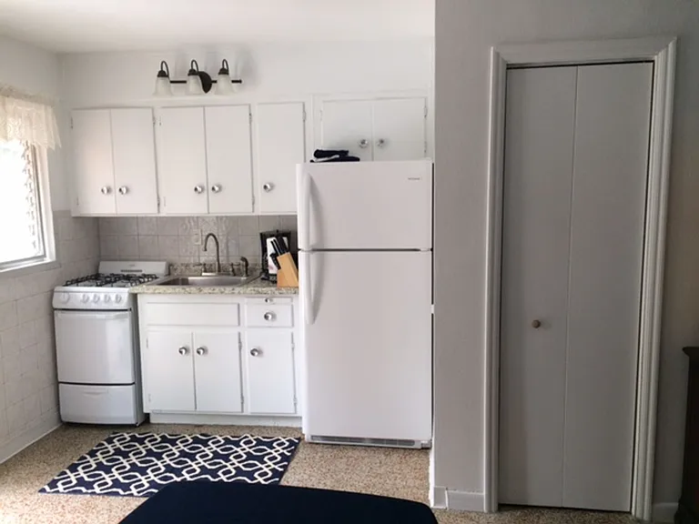 2680 NE Indian River Dr — Photo 6