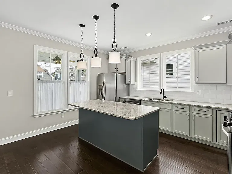 18 Cottage Knoll Cir — Photo 13