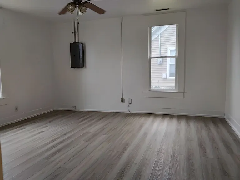 1632 N Irving Ave — Photo 10