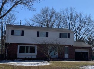 1215 Dana Dr, Oxford, OH 45056