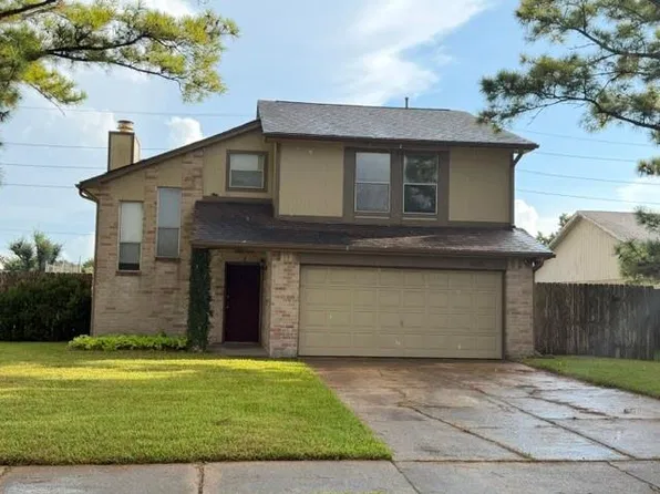 16630 Red Gully Dr, Sugar Land, TX 77498