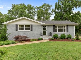 252 Bonnacroft Dr, Hermitage, TN 37076