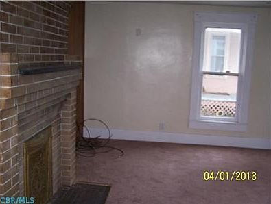 5th image of 650 E Mulberry St