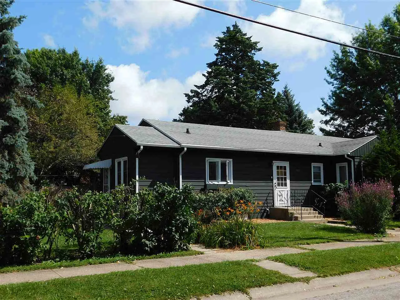 1705 Quincy St photo 1