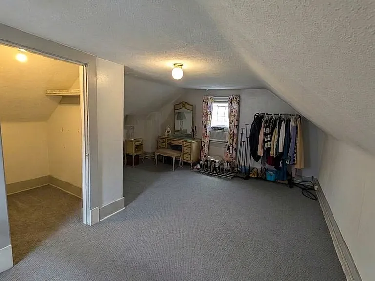 1444 Woodland Ave — Photo 19