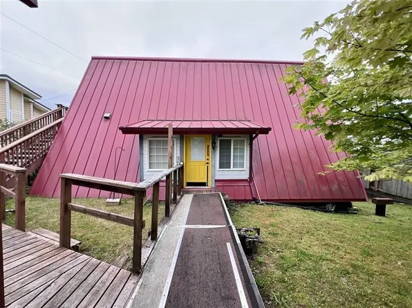 1205 Sunnyside Dr, Craig, AK 99921
