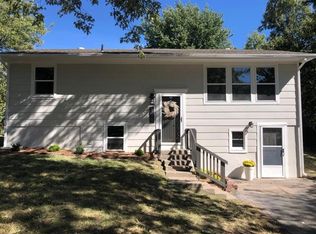 101 Salem Rd, Lawson, MO 64062