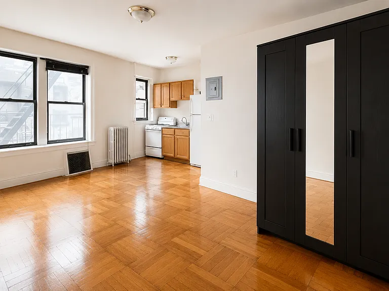 3175 Grand Concourse #3F — Photo 2