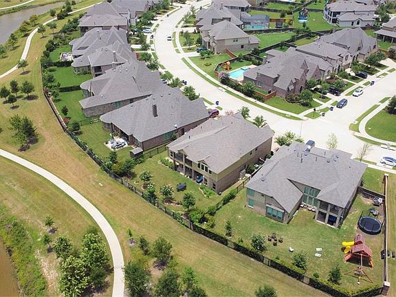 2nd image of 11362 Sandhaven Dr