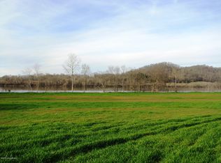 999 Jackson Lndg, Warsaw, KY 41095