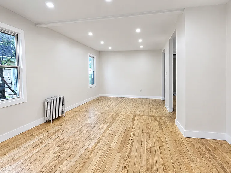 209 Columbia Ave #2B — Photo 8