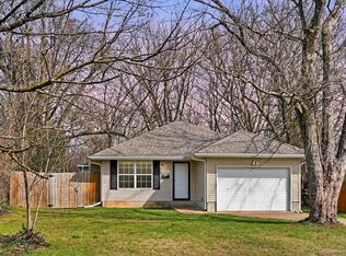 1020 N Ethyl Avenue, Springfield, MO 65802