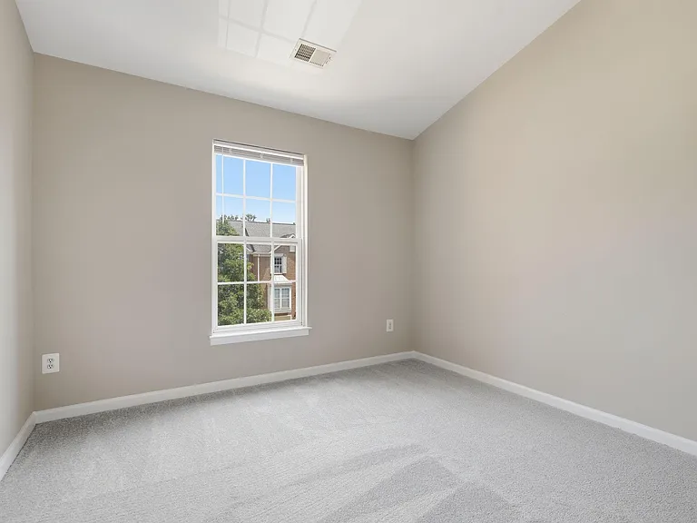 19236 Kepharts Mill Ter — Photo 45
