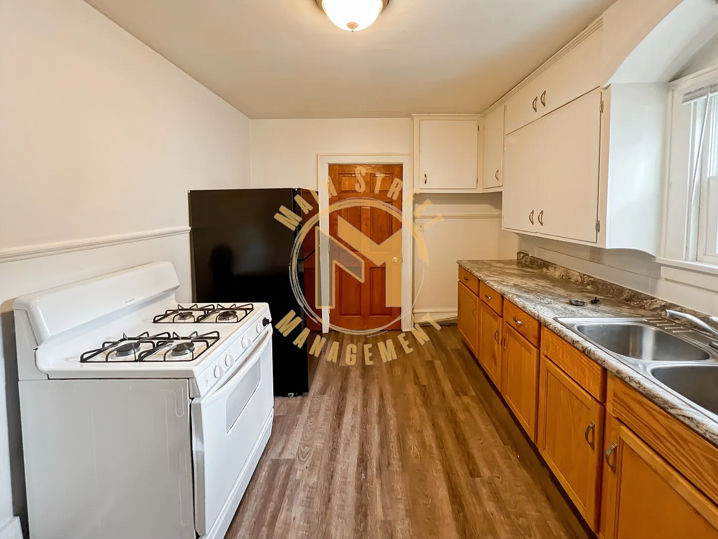 608 2nd St. — Photo 3