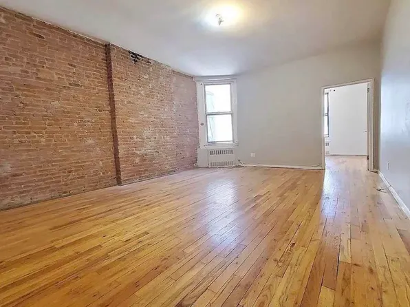 18 Spencer Court image 1 of 41