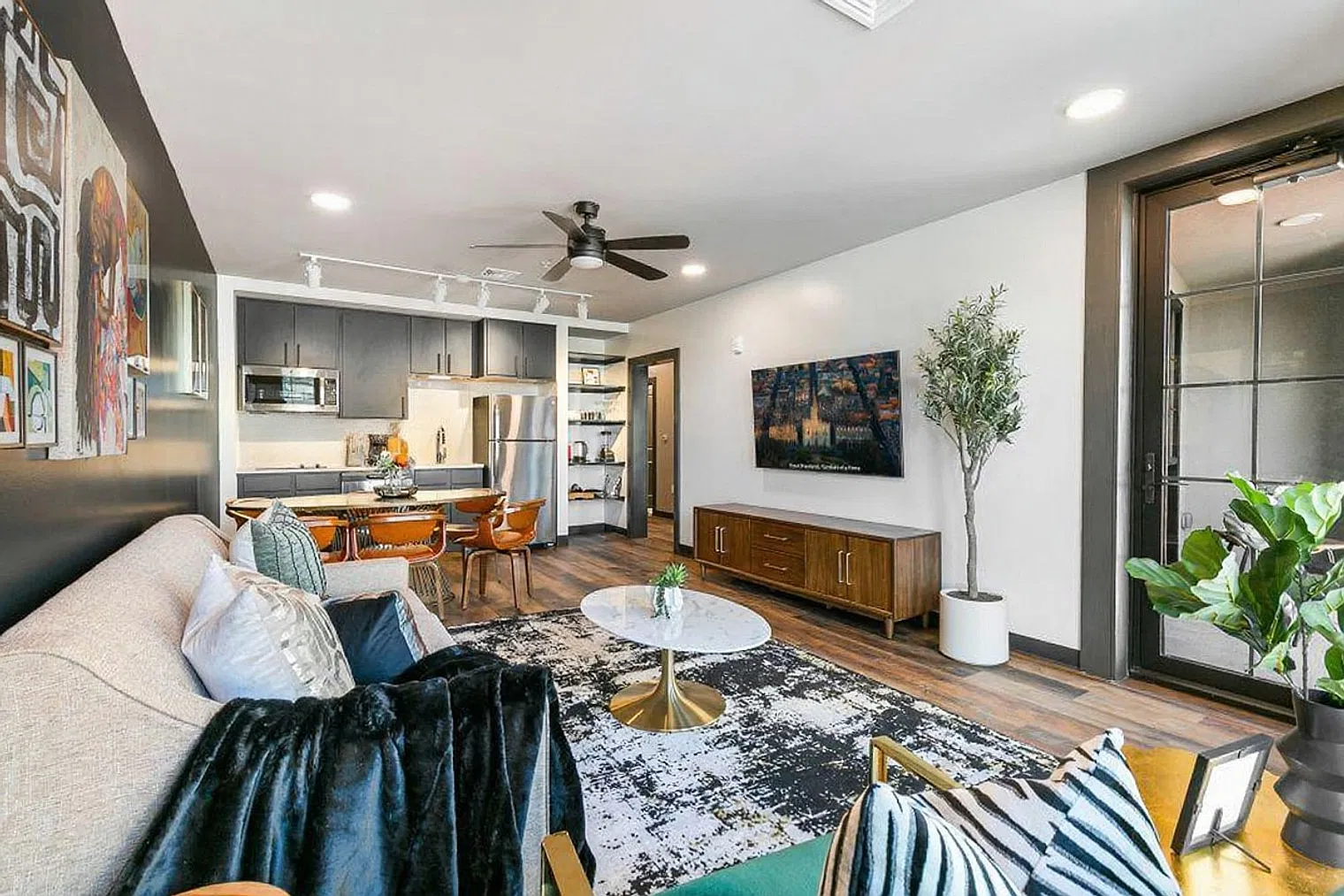 4 bed, 2.0 bath, 1808 sqft, $15,363 — Photo 2