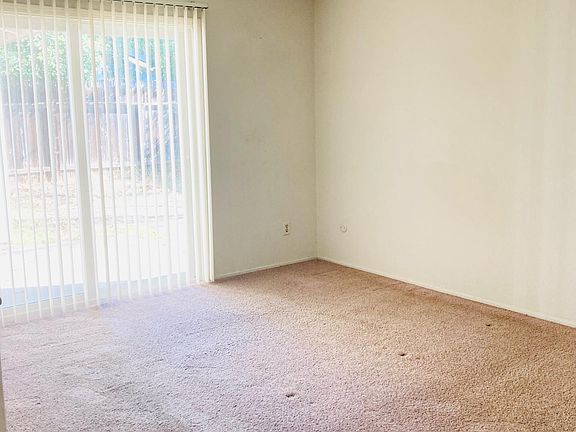 4th image of 9864 Bexley Dr