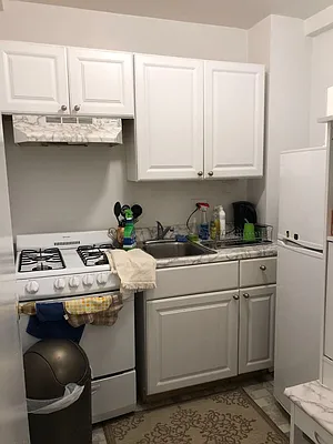 Rented by Keller Williams NYC | media 8