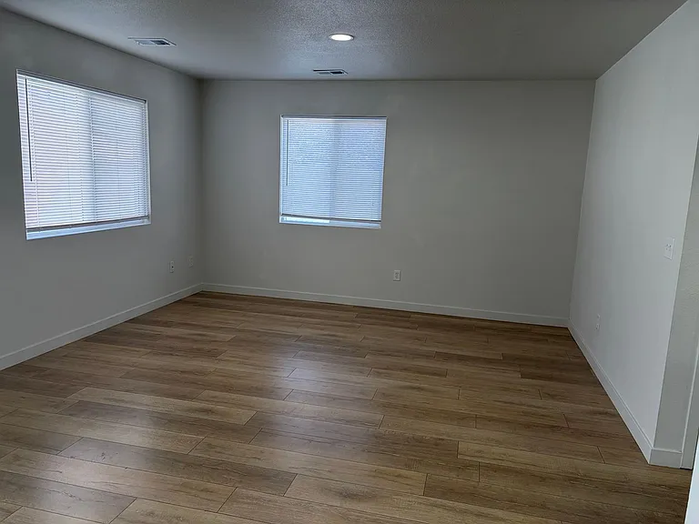 346 Arkel Way — Photo 4