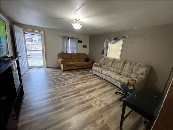 3rd image of 2326 S 11th St