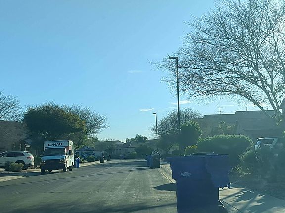 5th image of 1290 E Clark Dr