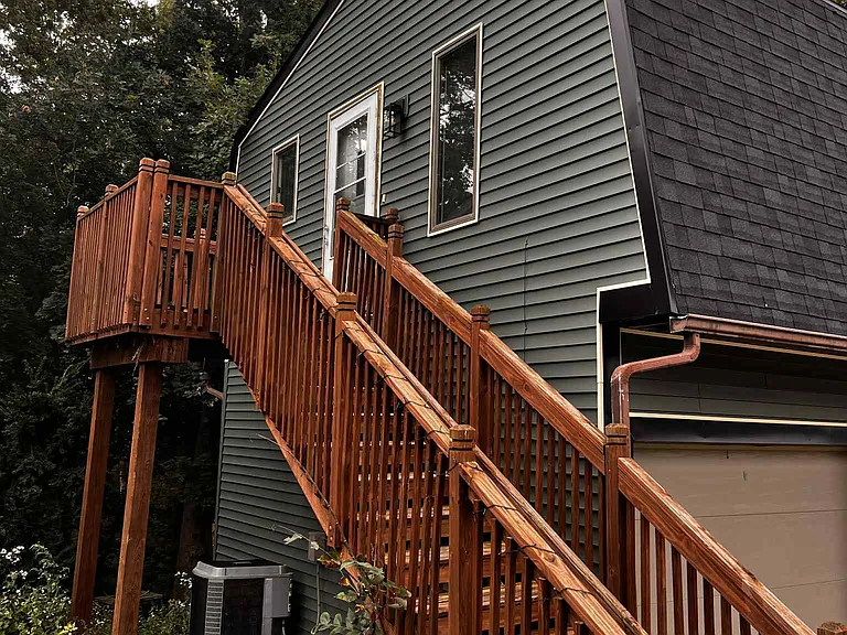 1421 Eastview Dr #B — Photo 2