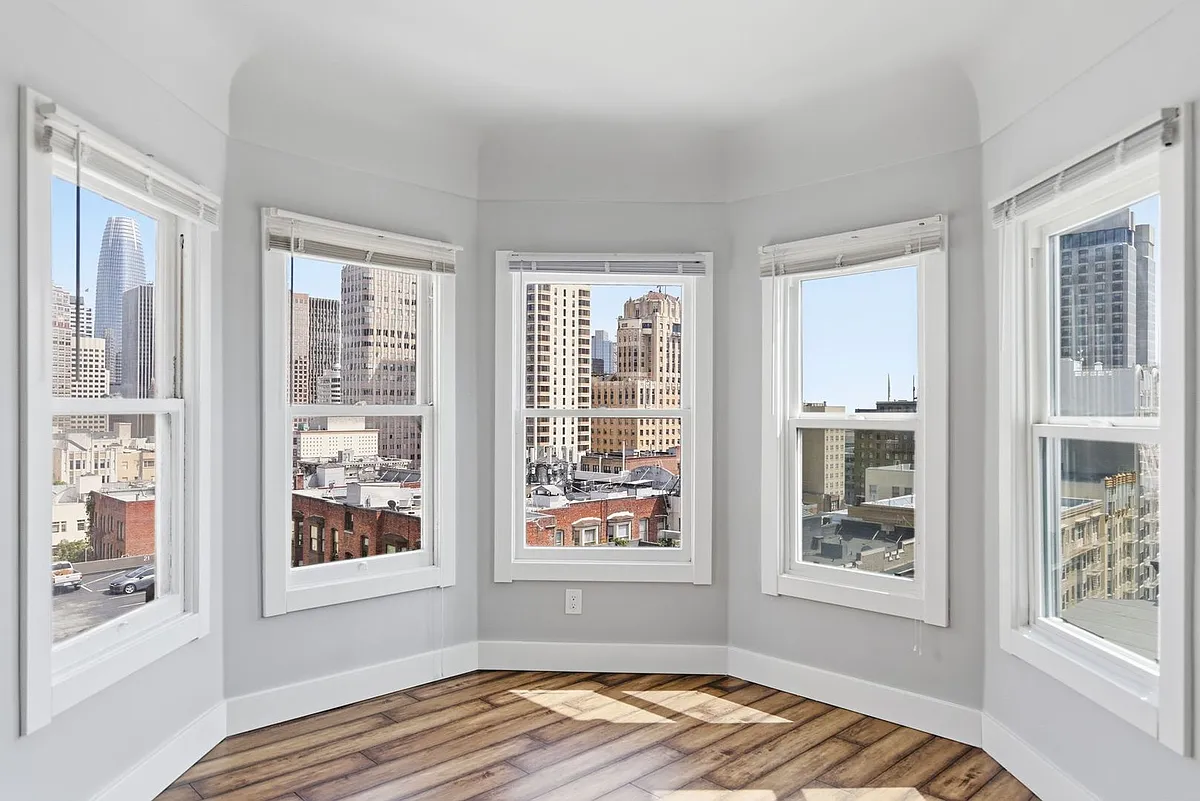 Building Photo - 903 Pine St #45