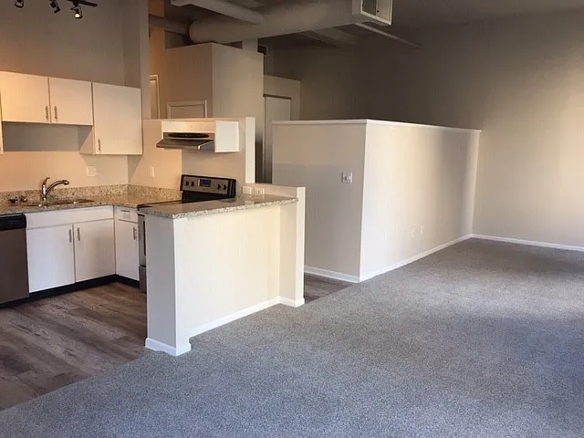 Groton Lofts — Photo 37